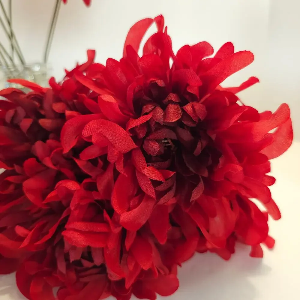 26 Pcs Red Artificial Silk Mum Flower Stems Chrysanthemum Fall Floral Craft Lot